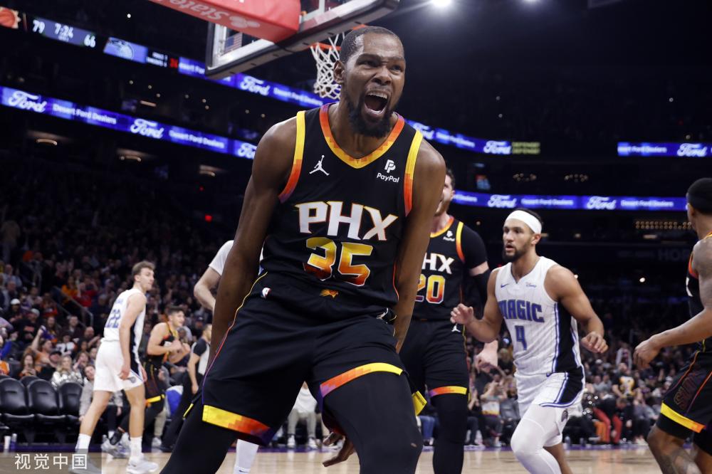 出了突出的 出了突出的